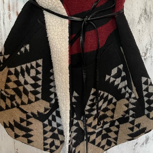 American Rag western style vest, Small, tie waist, wool blend, 4 front pockets - Picture 6 of 13